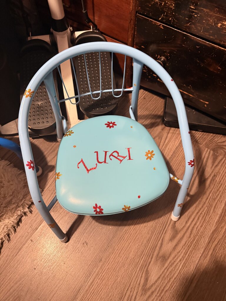 CUSTOM KID CHAIRS